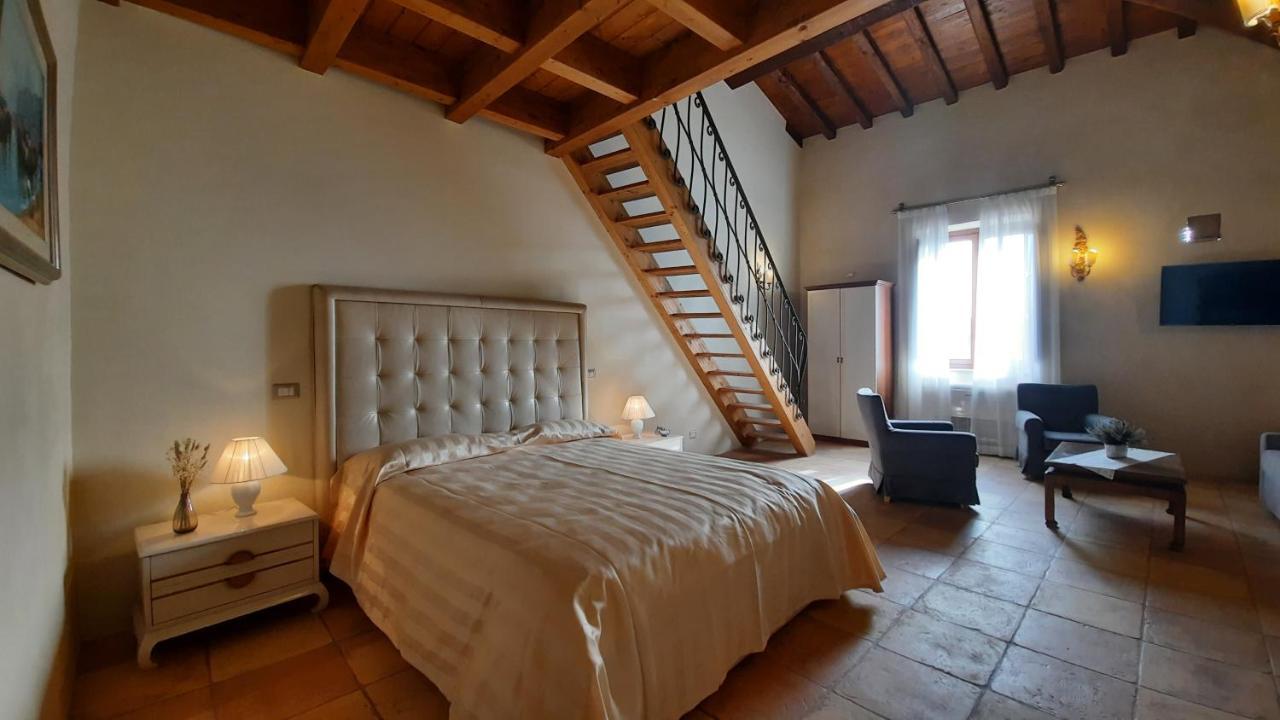 Palazzo Laureano - Dimora Storica Hotel Tricarico Kültér fotó