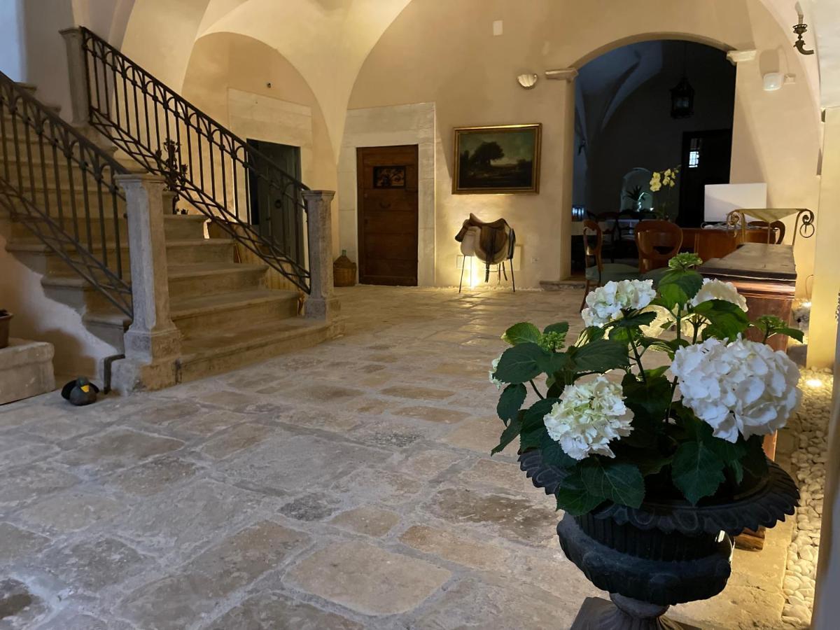 Palazzo Laureano - Dimora Storica Hotel Tricarico Kültér fotó